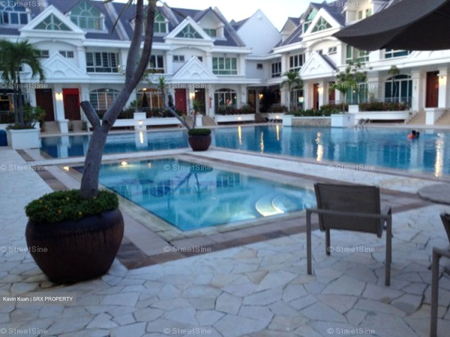Summer Gardens (D16), Terrace #558833901